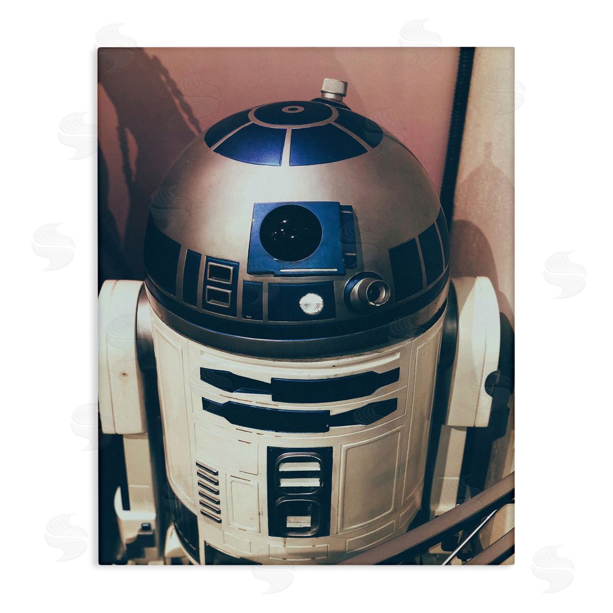 Nice Nshuti Iconic Retro Sci-fi Space Robot Blue White