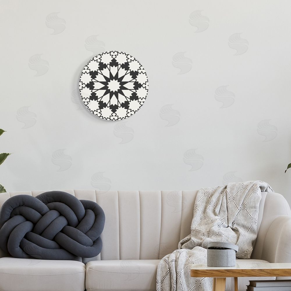 Stupell Studio Bold Fractal Star Symbols Round Symmetrical Design Round Wall Plaque Art Print in Room