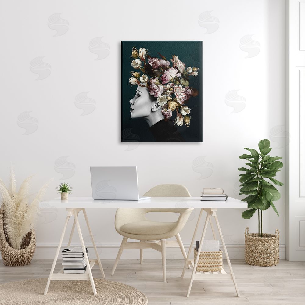 Incado Woman Rose Floral Arrangement