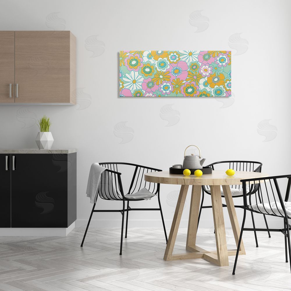 Carrie Cantwell Retro Flower Pattern