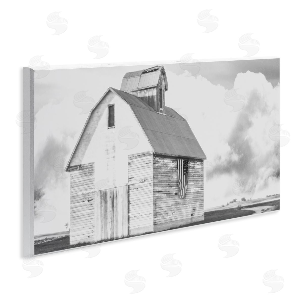 Milli Villa USA Flag on Barn