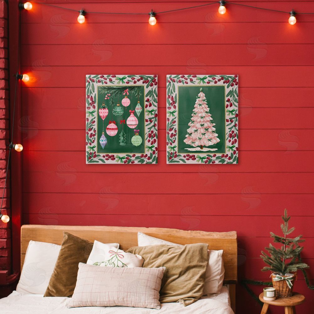 Yen Vintage Ornaments & Tree Border Printed Wall Art Set in Room