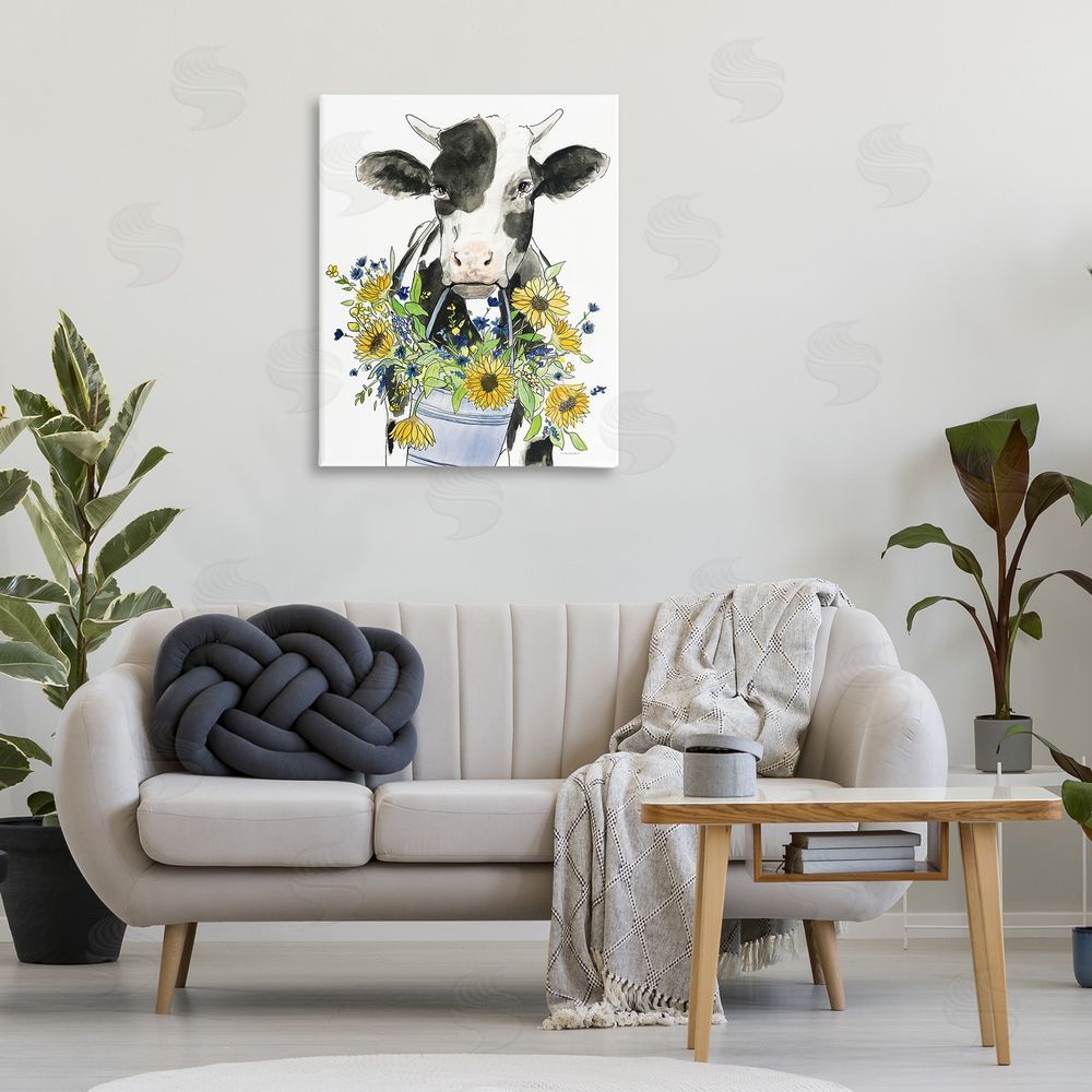 Kamdon Kreations Bessie in the Sunflowers Cow Canvas Art on Wall