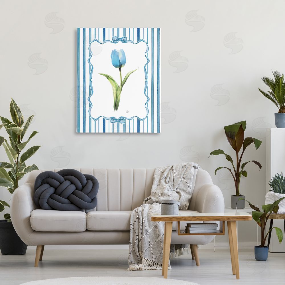 Nan Single Blue Tulip Stripes
