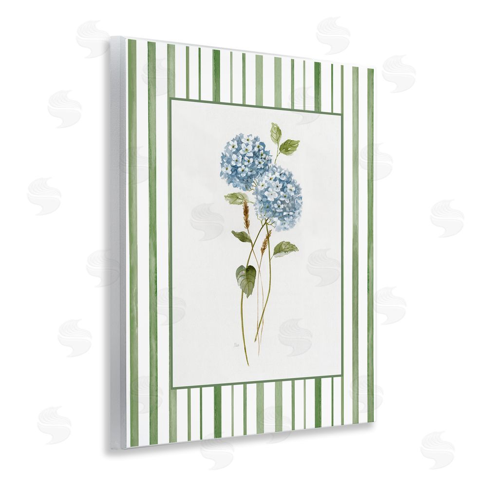 Nan Delicate Hydrangea & Dried Wheat Wooden Wall Plaque Art Print
