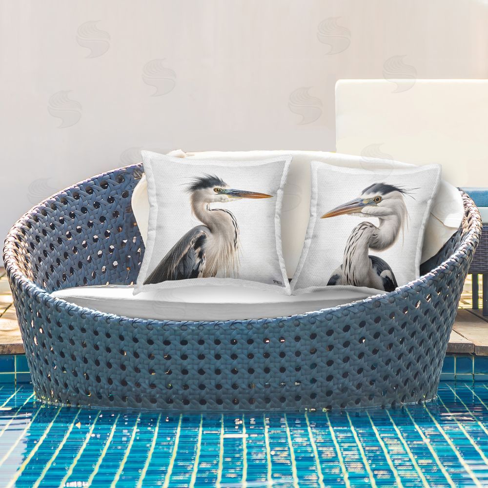 RB Young Heron Birds Outdoor Quick-Dry Polyester Printed Throw Pillow in Back Yard
