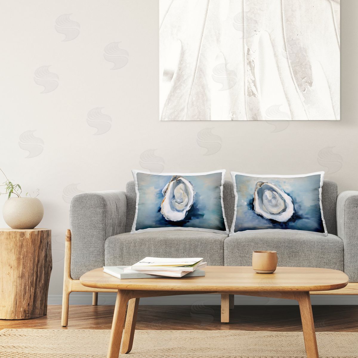 Petal Prints Design Open Oyster Mollusk Shells  Printed Plush Polyester Throw Pillow