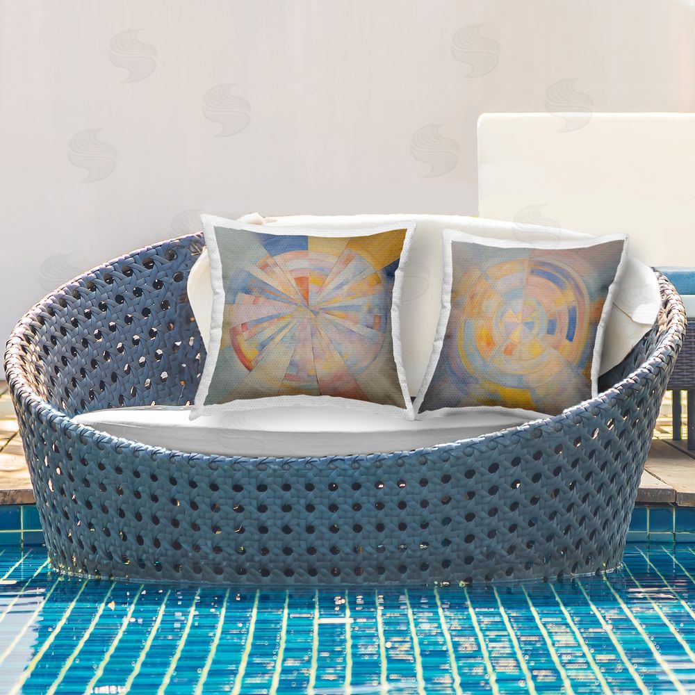 Noah Bay Centric Circular Pattern Outdoor Quick-Dry Polyester Printed Throw Pillow in Back Yard