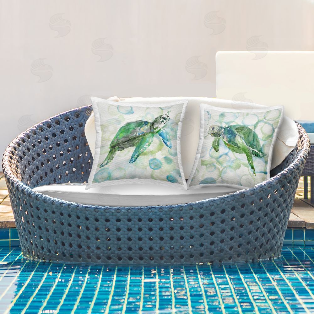 Carol Robinson Turtles on Bubble Pattern Outdoor Quick-Dry Polyester Printed Throw Pillow in Back Yard