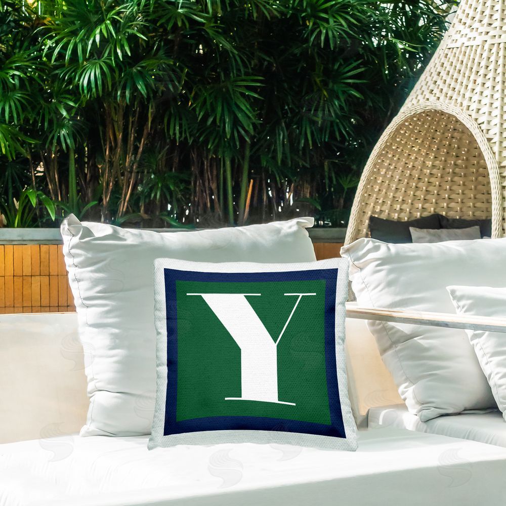 Stupell Studio Green Y Letter Initial Outdoor Quick-Dry Polyester Printed Throw Pillow in Back Yard