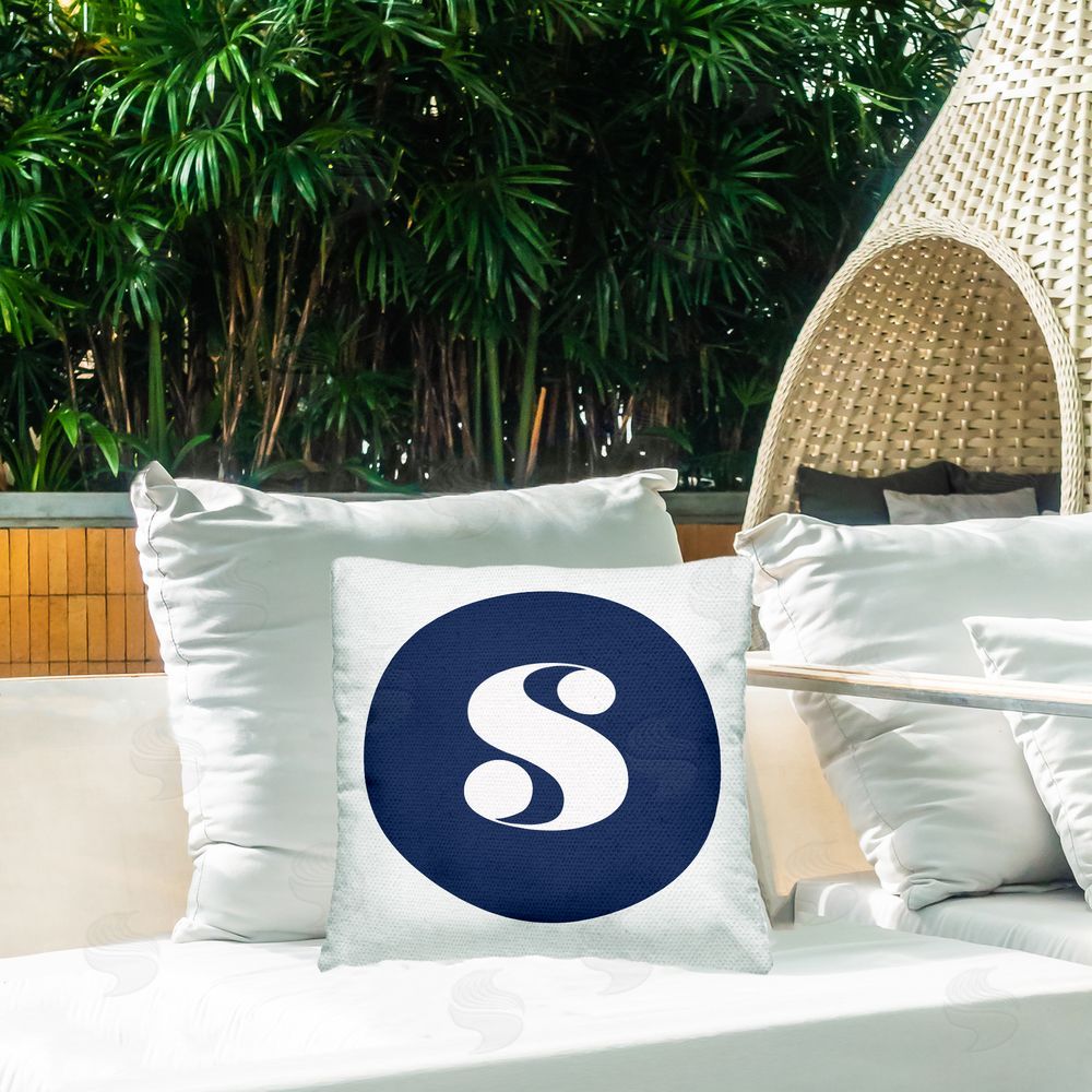 Stupell Studio Blue Lowercase S Initial Outdoor Quick-Dry Polyester Printed Throw Pillow in Back Yard