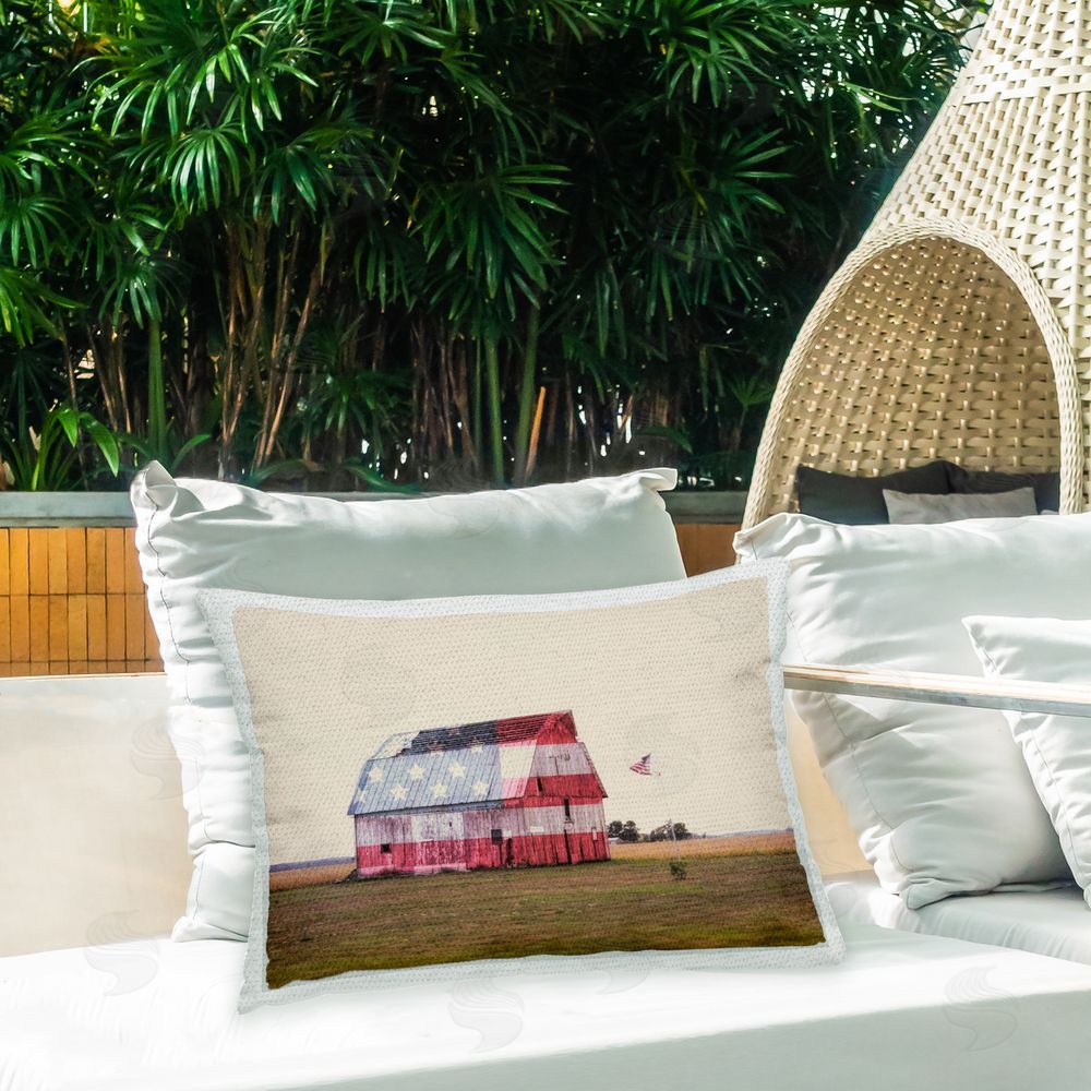 Daniel Sproul Americana Country Barn Outdoor Quick-Dry Polyester Printed Throw Pillow in Back Yard
