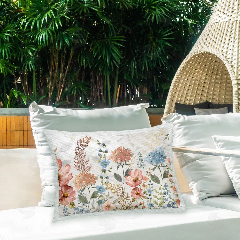 Nan Spring Florals Pattern Outdoor Quick-Dry Polyester Printed Throw Pillow in Back Yard