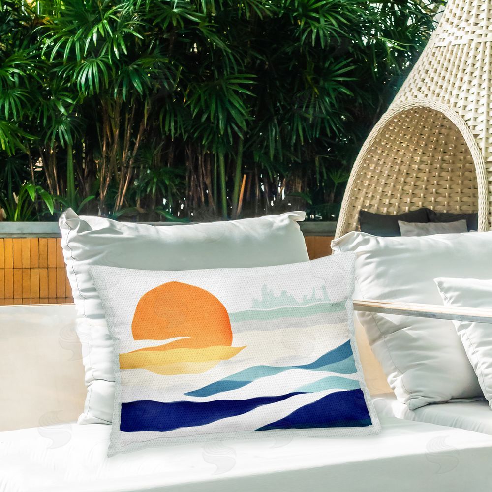 Ziwei Li Sun & Beach Waves Outdoor Quick-Dry Polyester Printed Throw Pillow in Back Yard