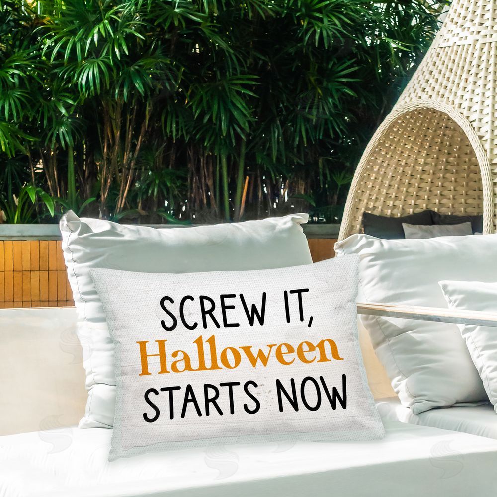 Stupell Studio Halloween Starts Now Outdoor Quick-Dry Polyester Printed Throw Pillow in Back Yard