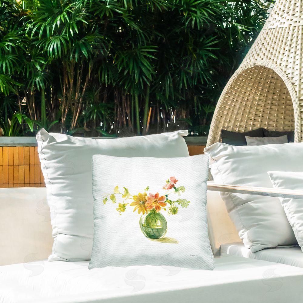 Danhui Nai Summer Serenade Bouquet Outdoor Quick-Dry Polyester Printed Throw Pillow in Back Yard