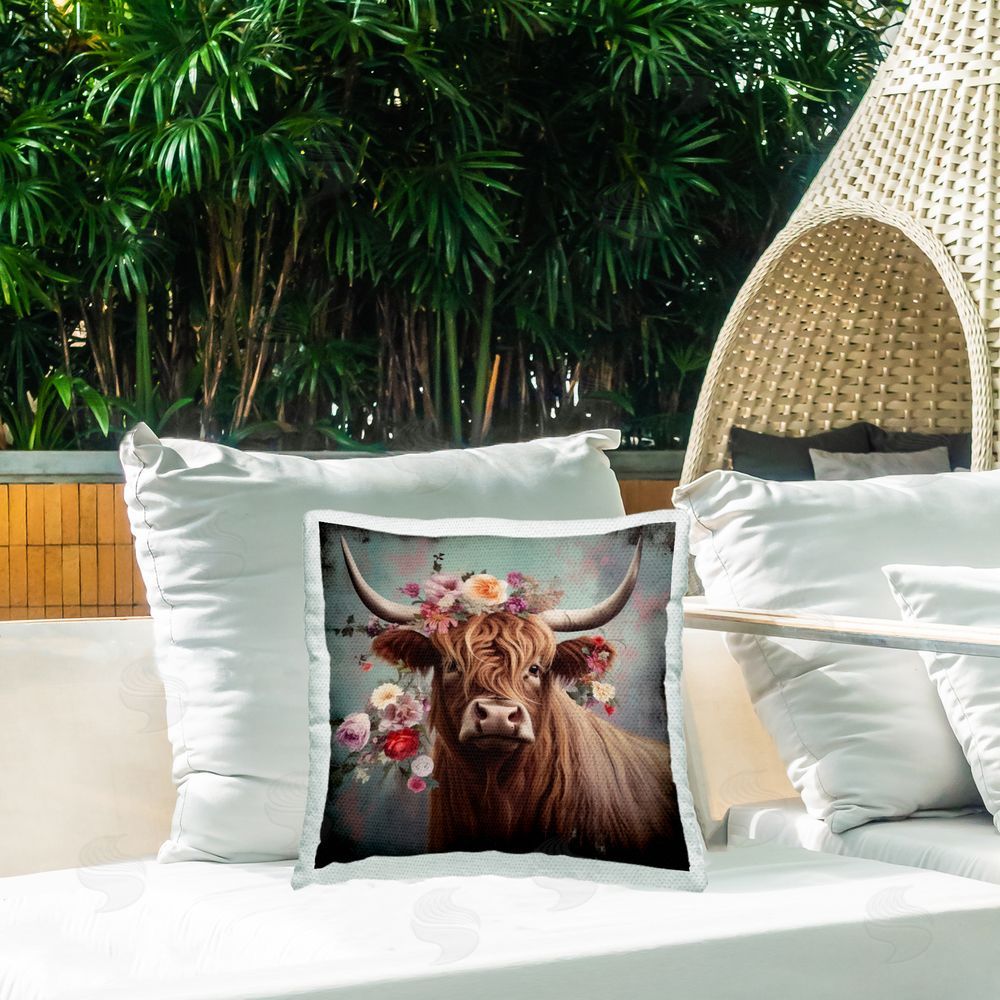 Irena Orlov Highland Cow Floral Portrait Outdoor Quick-Dry Polyester Printed Throw Pillow in Back Yard