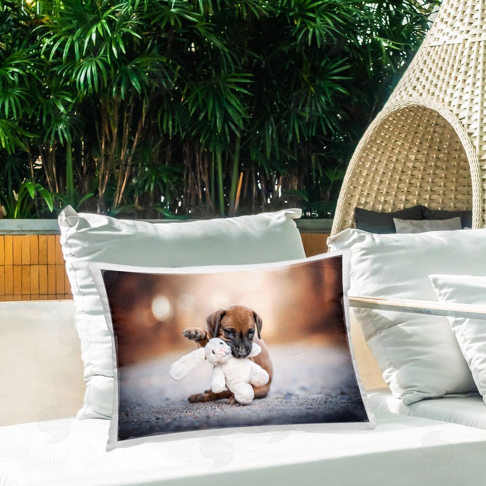 Natalie Grosse Puppy with Stuffed Bunny Outdoor Quick-Dry Polyester Printed Throw Pillow in Back Yard