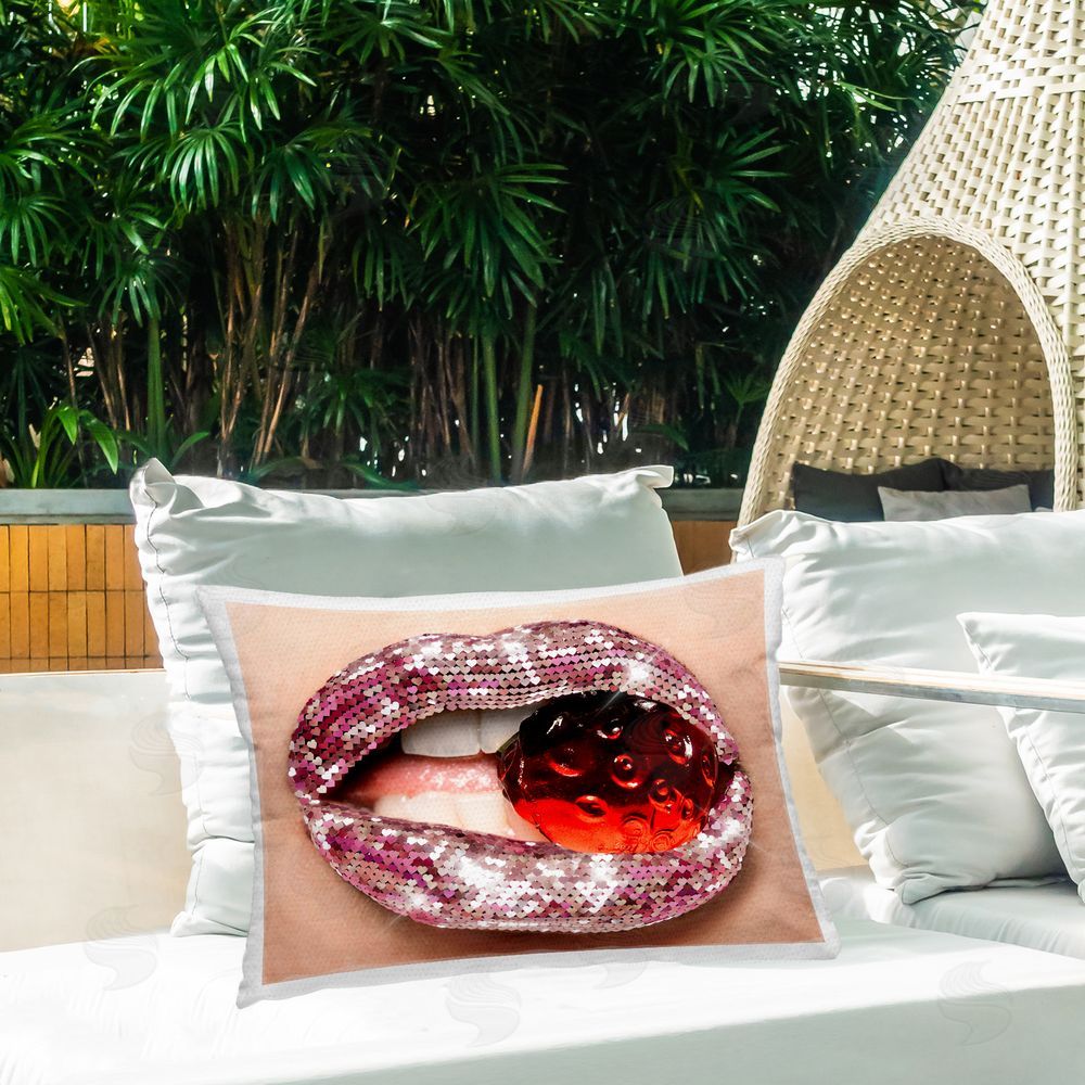 Ziwei Li Glitzy Sequin Lips Outdoor Quick-Dry Polyester Printed Throw Pillow in Back Yard