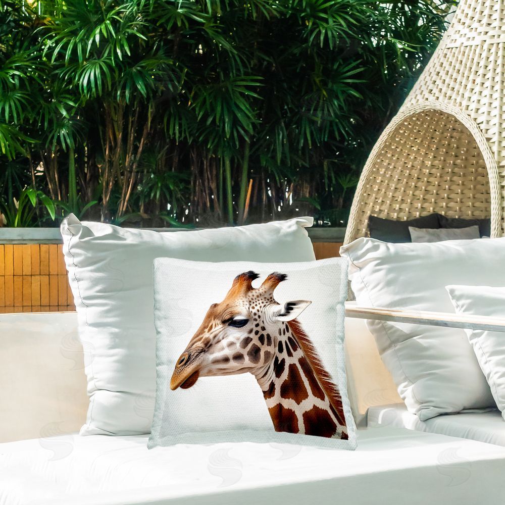 RB Simple Giraffe Portrait Outdoor Quick-Dry Polyester Printed Throw Pillow in Back Yard
