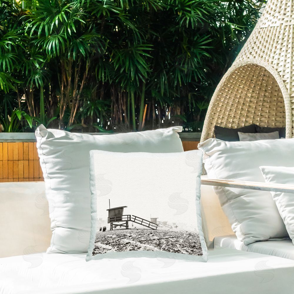 Myan Soffia Grey Beach Huts Outdoor Quick-Dry Polyester Printed Throw Pillow in Back Yard