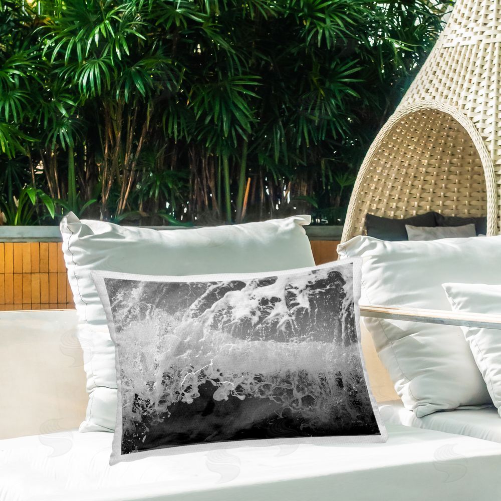 Nathan Larson Pacific Ocean Splash Outdoor Quick-Dry Polyester Printed Throw Pillow in Back Yard