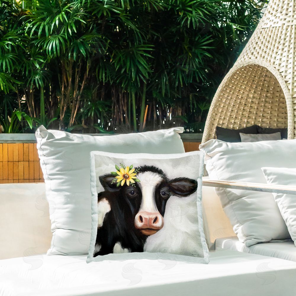 Elizabeth Tyndall Cow with Yellow Daisy Outdoor Quick-Dry Polyester Printed Throw Pillow in Back Yard
