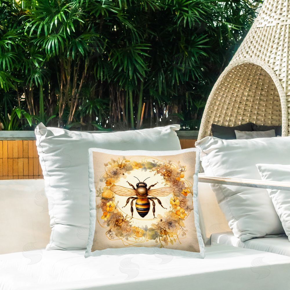 Petal Prints Design Country Bee Wreath Outdoor Quick-Dry Polyester Printed Throw Pillow in Back Yard