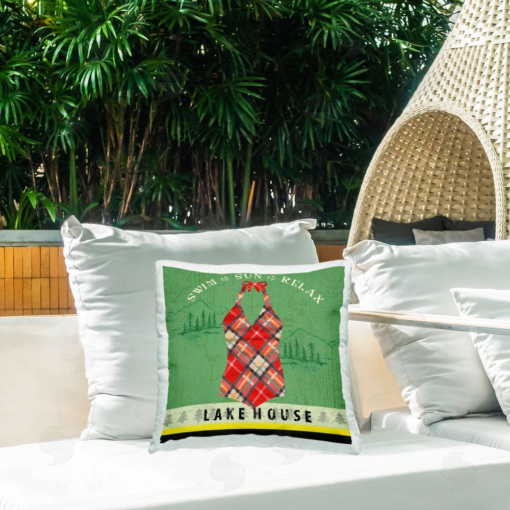 Andrea Tachiera Swim Sun Relax Outdoor Quick-Dry Polyester Printed Throw Pillow in Back Yard