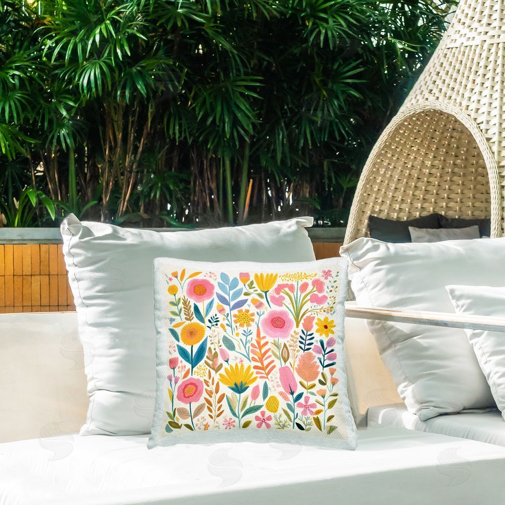 Petal Prints Design Cottage Florals Pattern Outdoor Quick-Dry Polyester Printed Throw Pillow in Back Yard