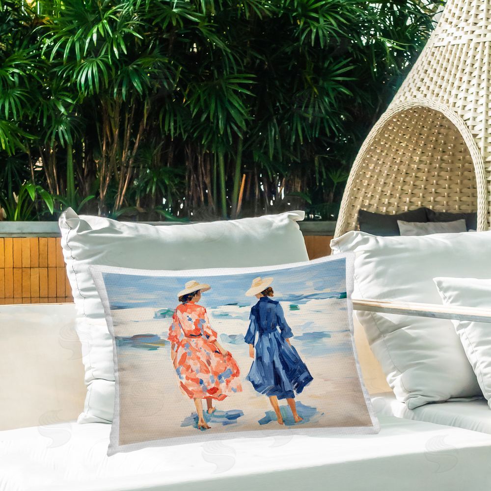 Sisi and Seb Classy Beach Ladies Outdoor Quick-Dry Polyester Printed Throw Pillow in Back Yard
