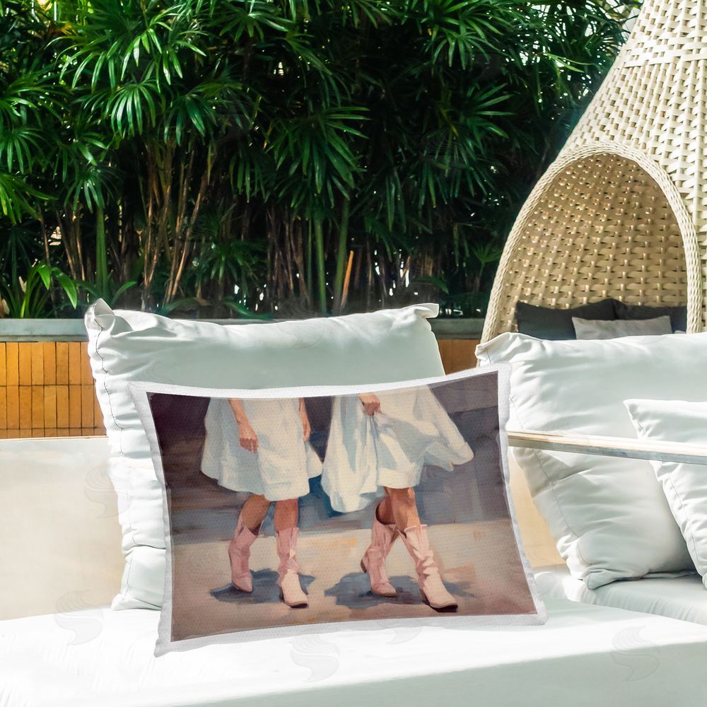 Sisi and Seb Blush Cactus Field Outdoor Quick-Dry Polyester Printed Throw Pillow in Back Yard