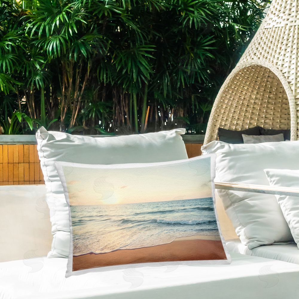 Nataly White Rolling Tide Beach Outdoor Quick-Dry Polyester Printed Throw Pillow in Back Yard