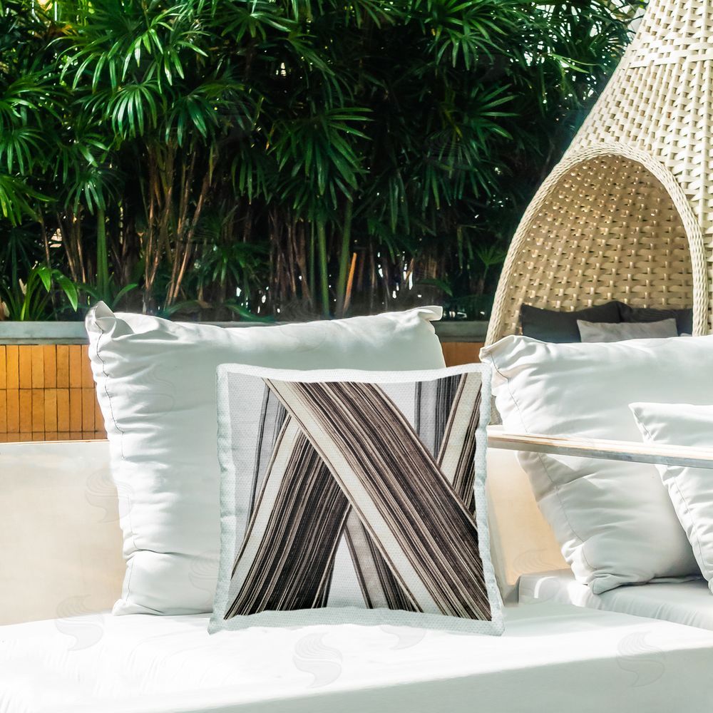 PI Studio Intersecting Lines Abstract Outdoor Quick-Dry Polyester Printed Throw Pillow in Back Yard