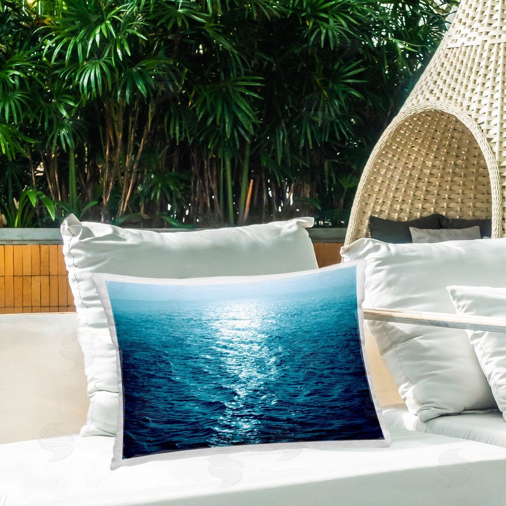 Maggie Olsen Sun Reflected Ocean Ripples Outdoor Quick-Dry Polyester Printed Throw Pillow in Back Yard