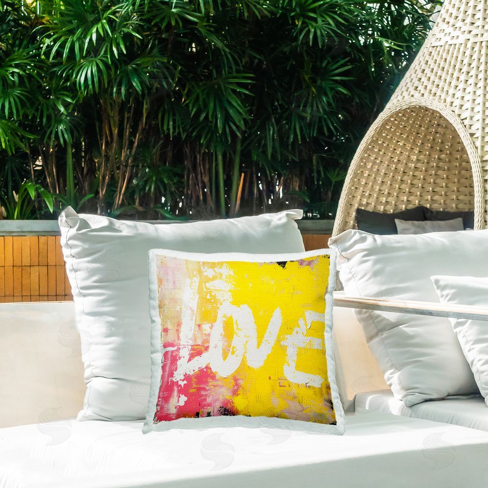 RB Urban Love Paint Style Outdoor Quick-Dry Polyester Printed Throw Pillow in Back Yard