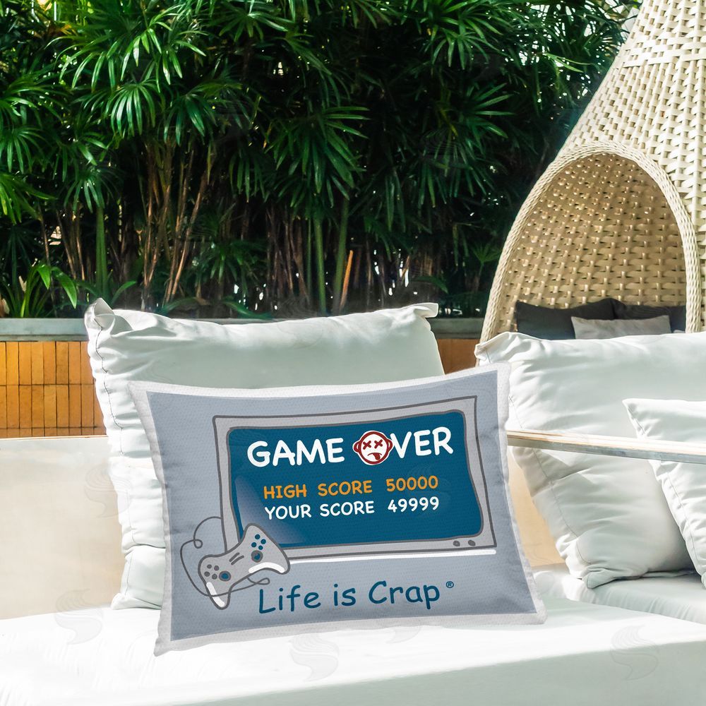 LIC Close Score Game Over Outdoor Quick-Dry Polyester Printed Throw Pillow in Back Yard