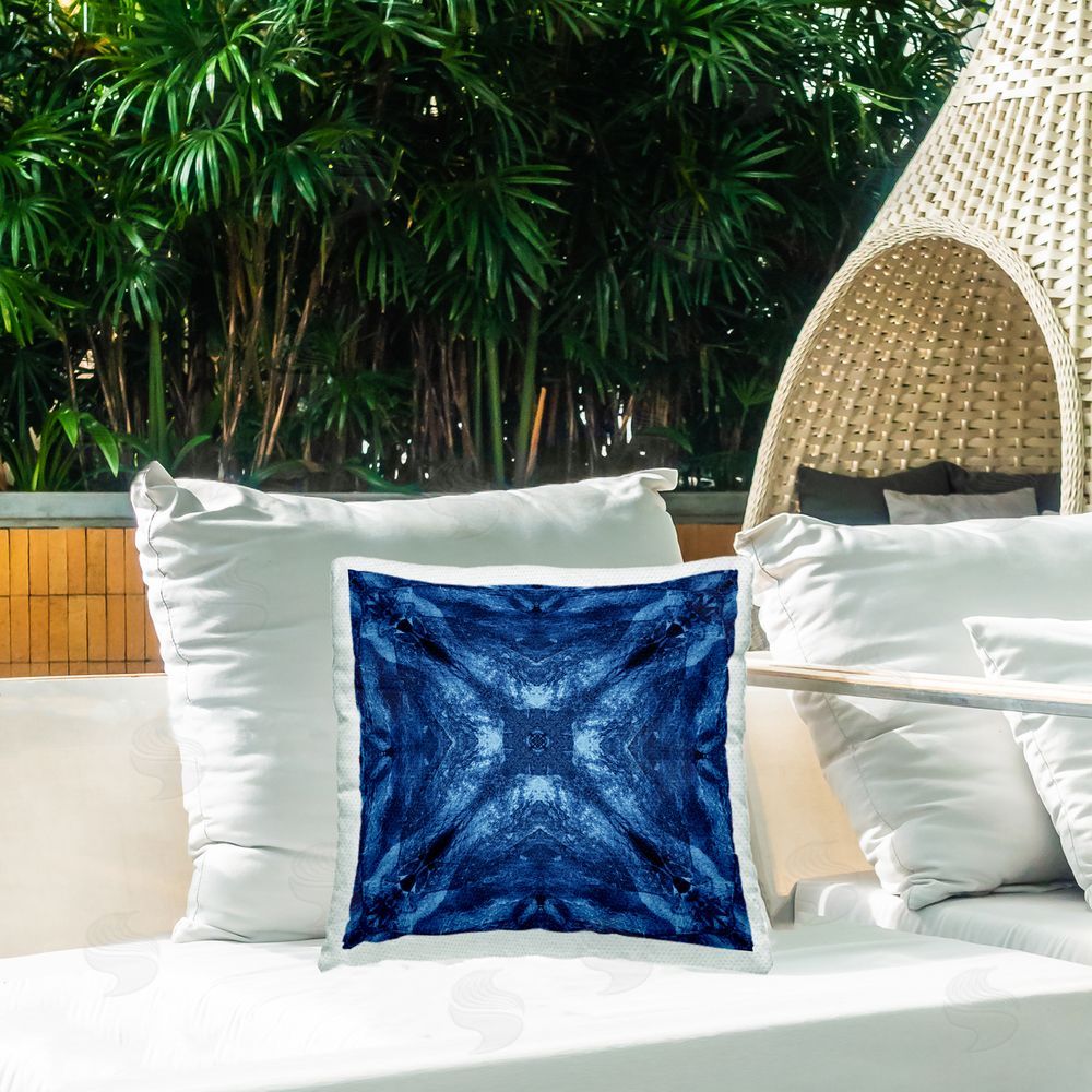 El Perkin Mirrored Blue Pattern Outdoor Quick-Dry Polyester Printed Throw Pillow in Back Yard
