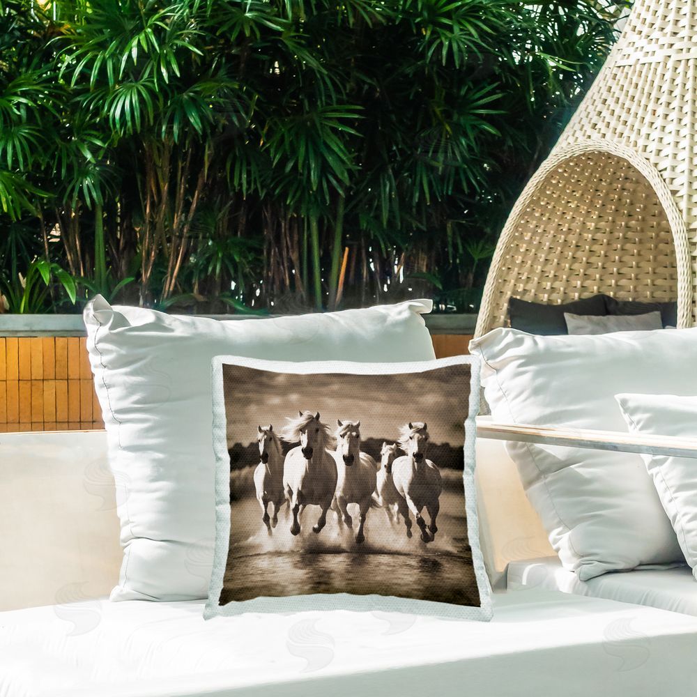 Noah Bay Trotting Mountain Stallions Outdoor Quick-Dry Polyester Printed Throw Pillow in Back Yard