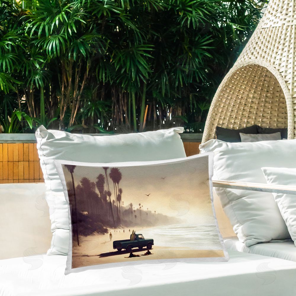 Noah Bay Sunset Runners Tropical Outdoor Quick-Dry Polyester Printed Throw Pillow in Back Yard