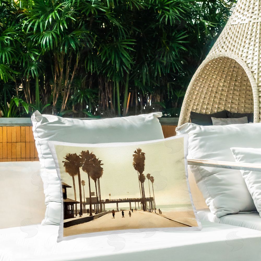 Noah Bay Looming Palms Beach Outdoor Quick-Dry Polyester Printed Throw Pillow in Back Yard
