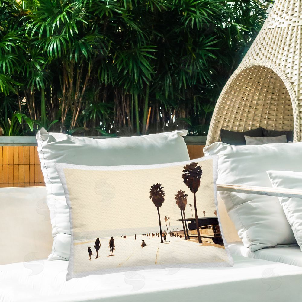 Noah Bay Towards The Sea Scene Outdoor Quick-Dry Polyester Printed Throw Pillow in Back Yard