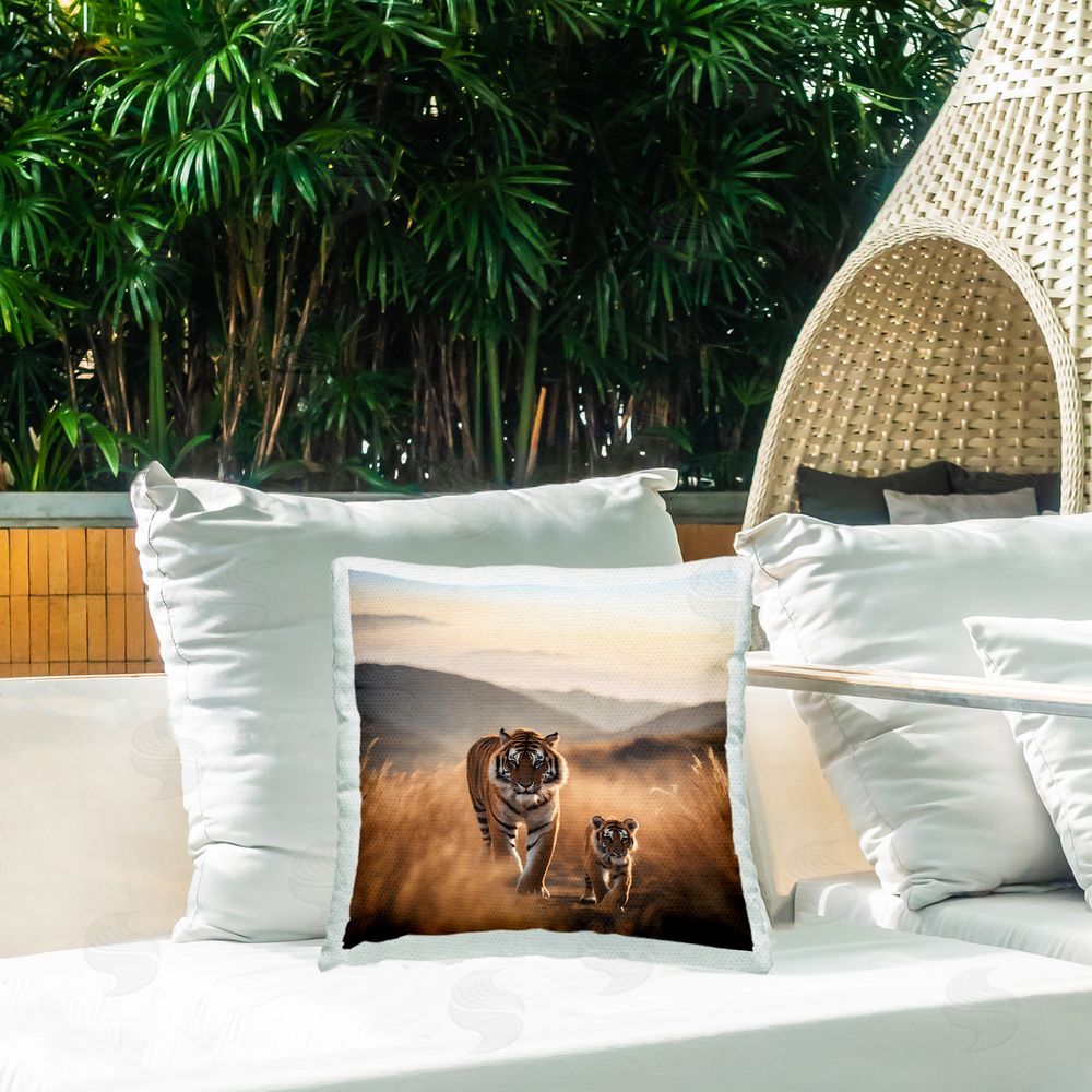 Noah Bay Tiger & Cub on Savanna Outdoor Quick-Dry Polyester Printed Throw Pillow in Back Yard