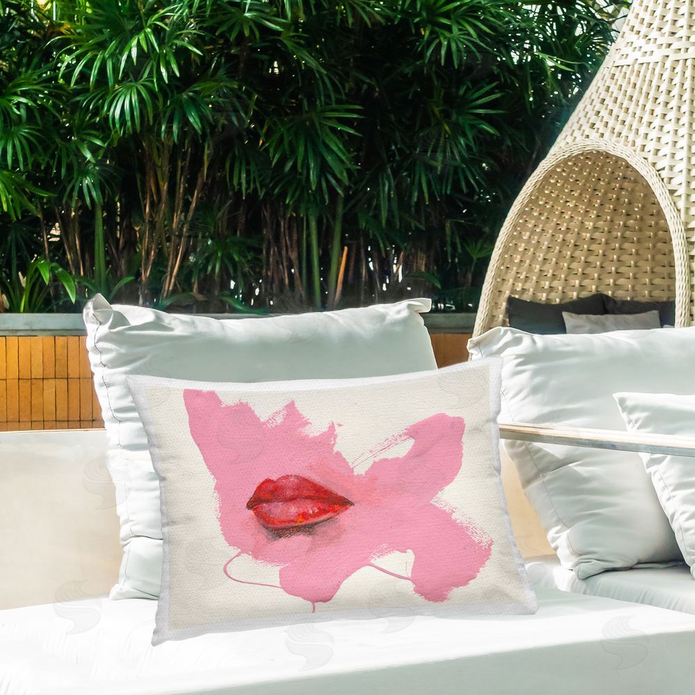 Daniel Houston Red Lips on Pink Outdoor Quick-Dry Polyester Printed Throw Pillow in Back Yard
