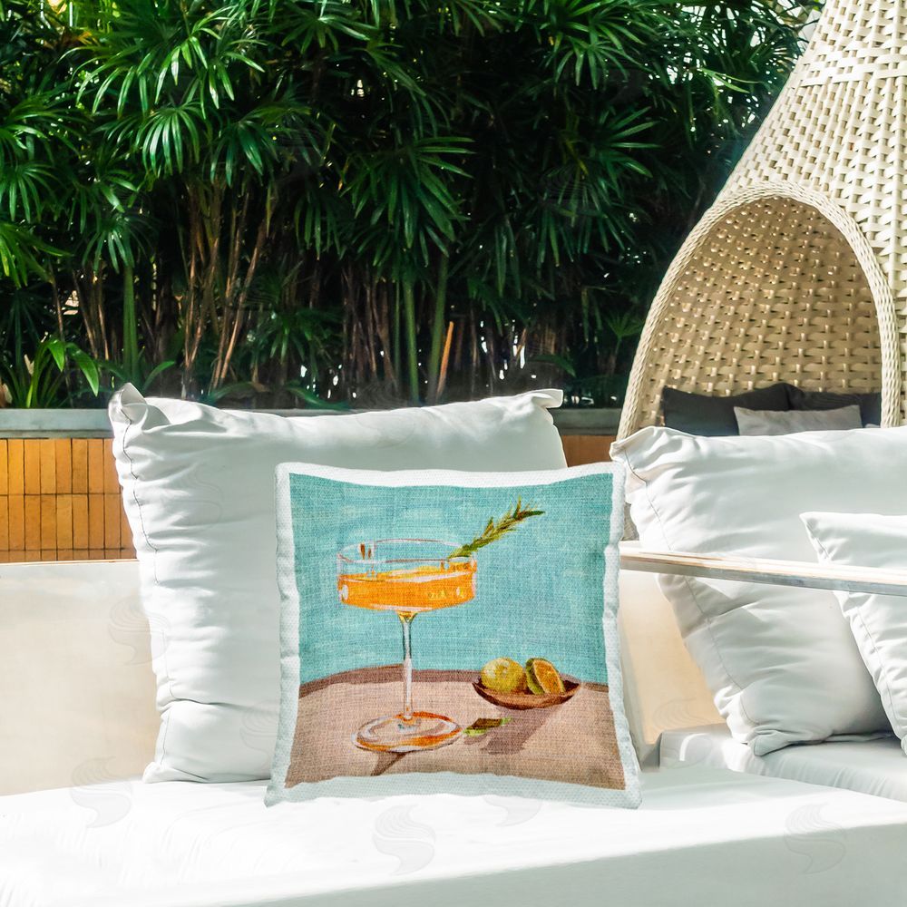 Melissa Wang Bright Cocktail Glass Outdoor Quick-Dry Polyester Printed Throw Pillow in Back Yard
