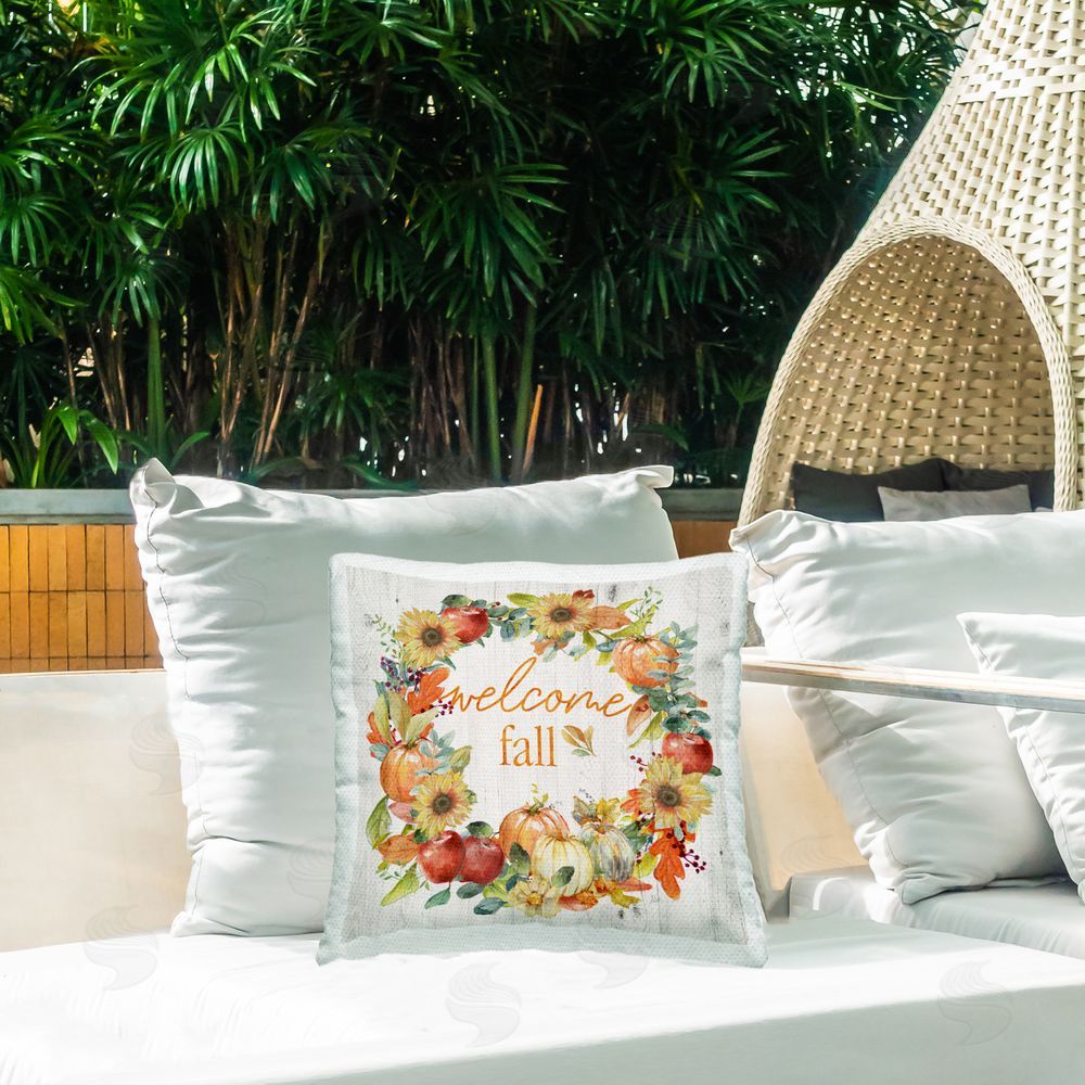 Nan Welcome Fall Pumpkin Wreath Outdoor Quick-Dry Polyester Printed Throw Pillow in Back Yard