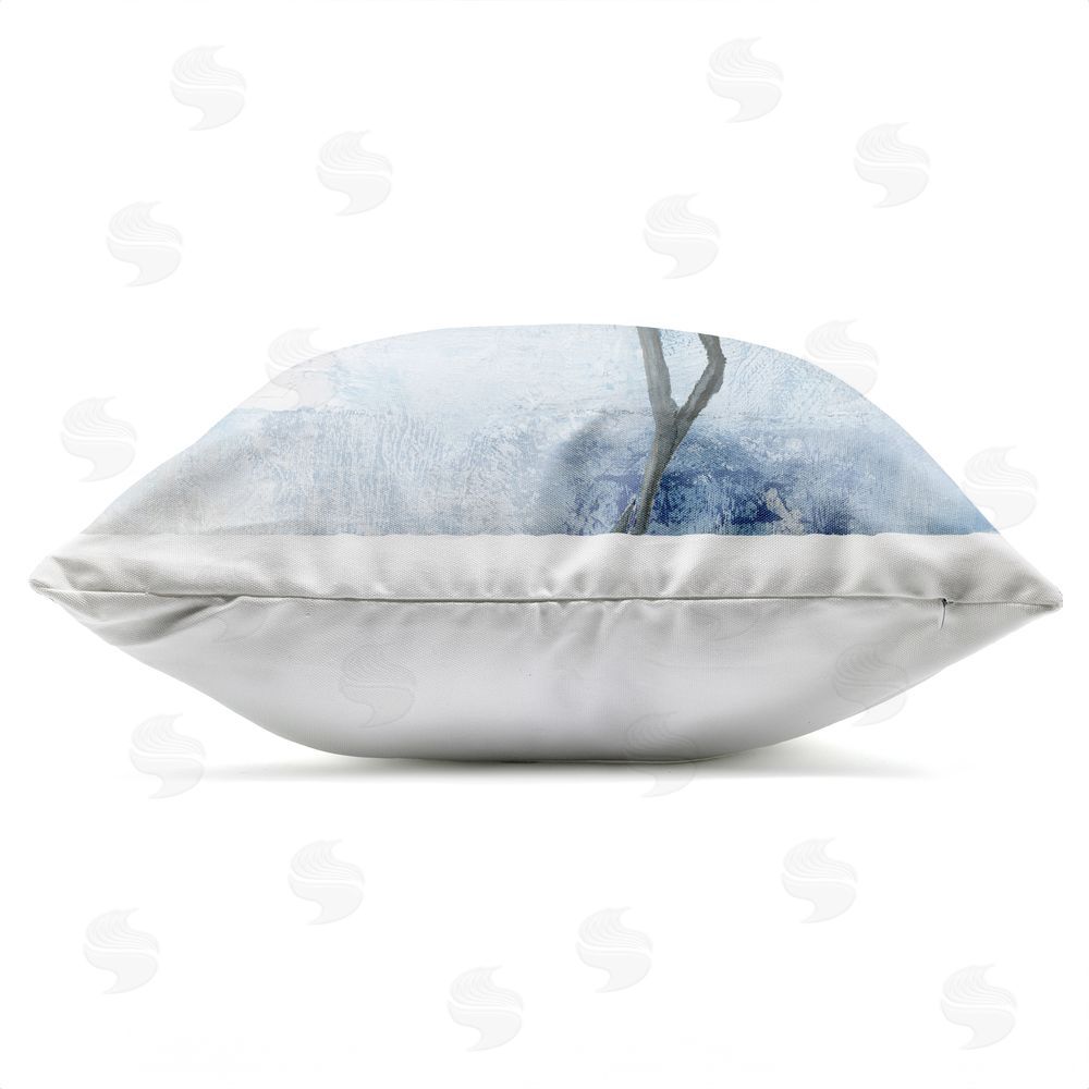 Nan Faded Blue Heron Outdoor Quick-Dry Polyester Square Throw Pillow Zipper Detail