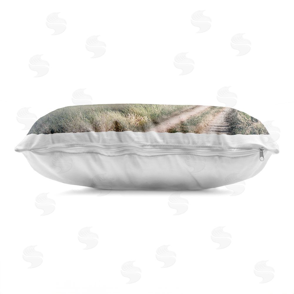 CAD Designs Land That I Love Barn Indoor Plush Polyester Lumbar Pillow Zipper Detail
