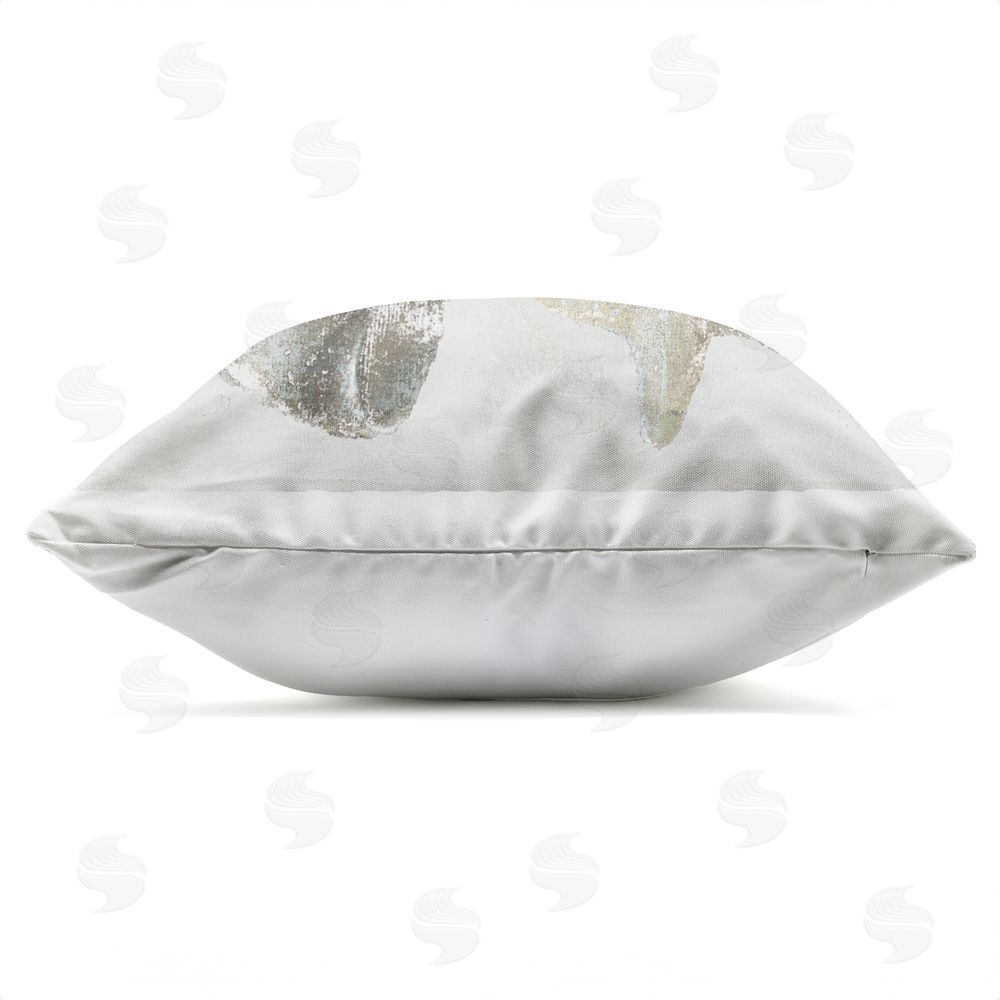 Lorenzo Collective Shoreline Treasures Shell Quartet Outdoor Quick-Dry Polyester Square Throw Pillow Zipper Detail