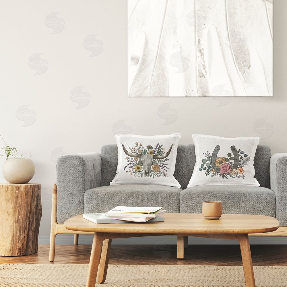 Alisha Kiara Design Boho Longhorn & Horseshoe Plush Polyester Printed Square Pillow Set in Room